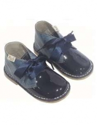 Shoe