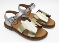 Shoe